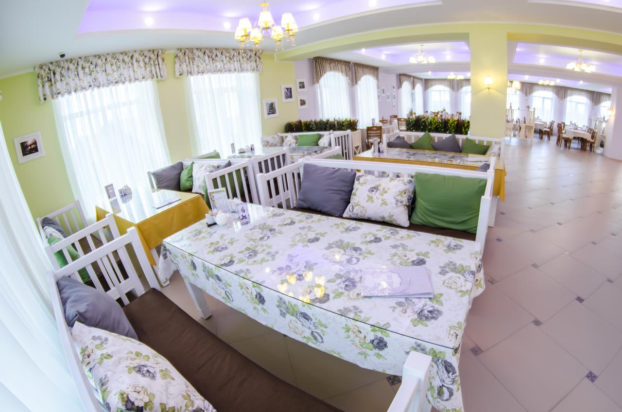 Vitapark Sonyachnyy Provans Satanov Εξωτερικό φωτογραφία